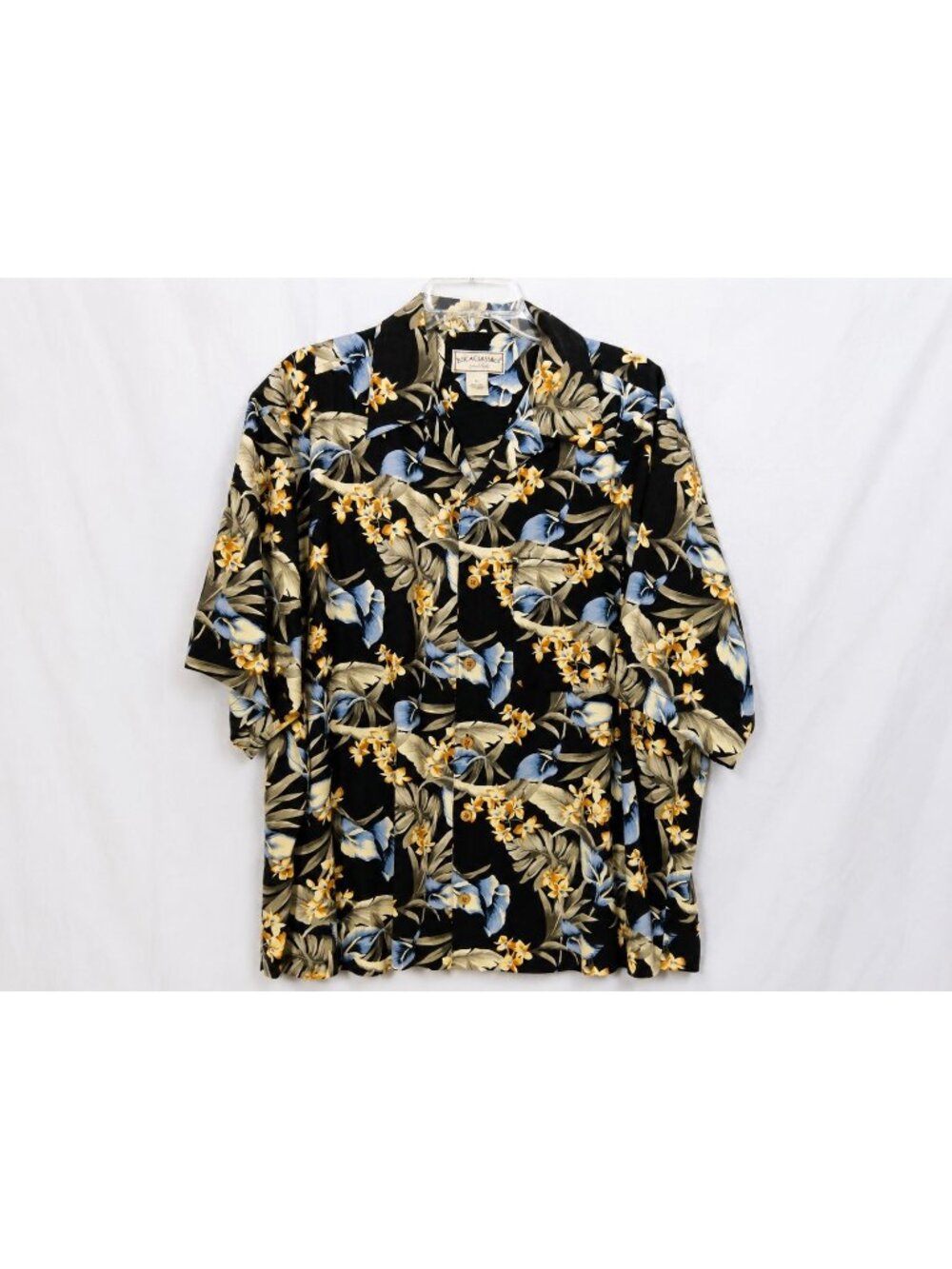 BOCA Classic Island Wear button front short sleeved blue shirt size XL